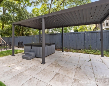 1705 Fountain View - Photo Thumbnail 33