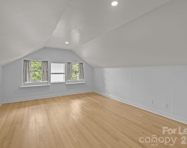 1705 Fountain View - Photo Thumbnail 23
