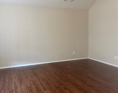 6506 Ashland Drive - Photo Thumbnail 1