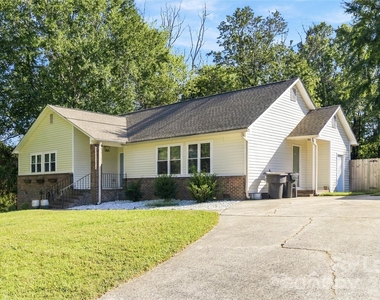 7419 Bent Oak Road - Photo Thumbnail 1