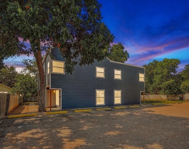 805 W Chambers Street - Photo Thumbnail 14