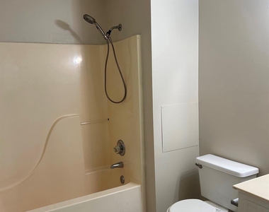1107 3rd Avenue Sw - Photo Thumbnail 10
