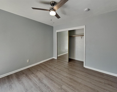 420 Dollins Street - Photo Thumbnail 7