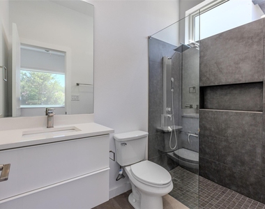 9742 Sunset Drive - Photo Thumbnail 9