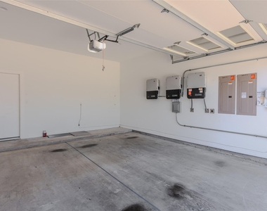 9742 Sunset Drive - Photo Thumbnail 35