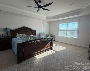 6205 Willow Pin Lane - Photo Thumbnail 6