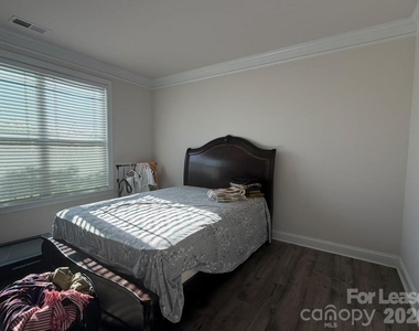 6205 Willow Pin Lane - Photo Thumbnail 12