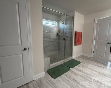 6205 Willow Pin Lane - Photo Thumbnail 8