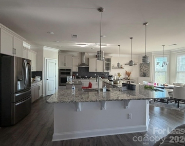 6205 Willow Pin Lane - Photo Thumbnail 3