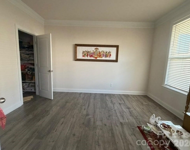 6205 Willow Pin Lane - Photo Thumbnail 1