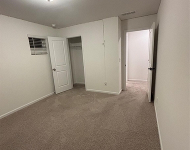 5034 Falstone Drive - Photo Thumbnail 26