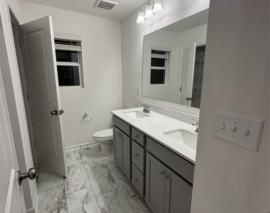 5034 Falstone Drive - Photo Thumbnail 20