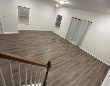 5034 Falstone Drive - Photo Thumbnail 27