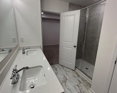 5034 Falstone Drive - Photo Thumbnail 16