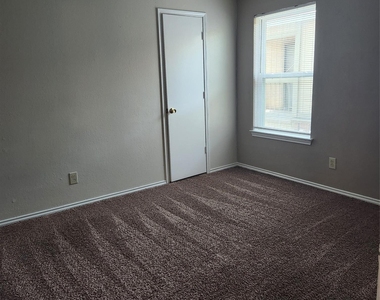 5029 Winder Court - Photo Thumbnail 7