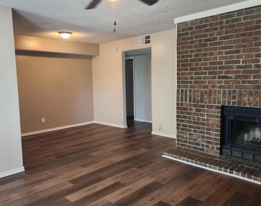 5029 Winder Court - Photo Thumbnail 6