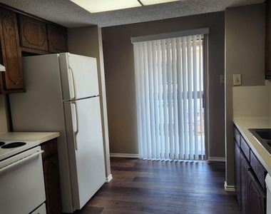 5029 Winder Court - Photo Thumbnail 4