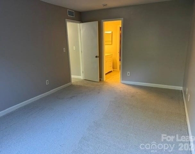 7105 Quail Meadow Lane - Photo Thumbnail 18