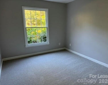 7105 Quail Meadow Lane - Photo Thumbnail 15