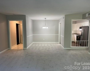 7105 Quail Meadow Lane - Photo Thumbnail 14