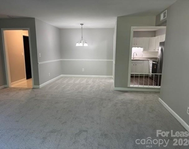 7105 Quail Meadow Lane - Photo Thumbnail 8