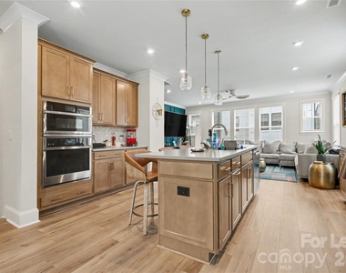 12009 Elsa Lane - Photo Thumbnail 5