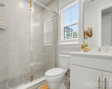 12009 Elsa Lane - Photo Thumbnail 4