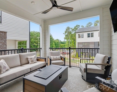 12009 Elsa Lane - Photo Thumbnail 9