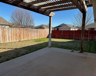 9300 Goldenview Drive - Photo Thumbnail 6