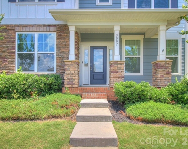 3007 Silverwood Drive - Photo Thumbnail 28