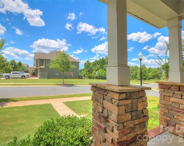 3007 Silverwood Drive - Photo Thumbnail 27