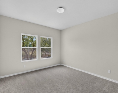 3327 Eastland Street - Photo Thumbnail 12