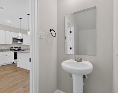3327 Eastland Street - Photo Thumbnail 11