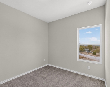 3327 Eastland Street - Photo Thumbnail 19