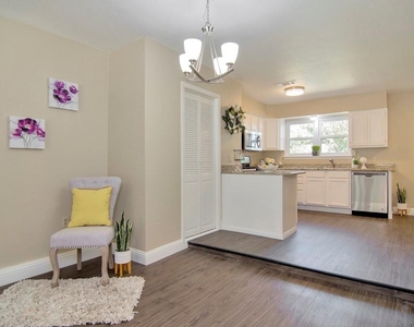 6904 Yorkston Street - Photo Thumbnail 21