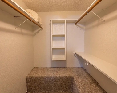 3622 Swafford Street - Photo Thumbnail 10