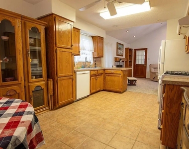 3622 Swafford Street - Photo Thumbnail 5