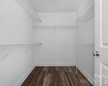 15613 Seafield Lane - Photo Thumbnail 18