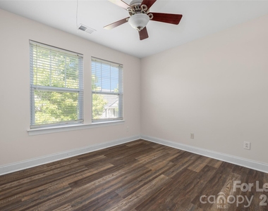 15613 Seafield Lane - Photo Thumbnail 22