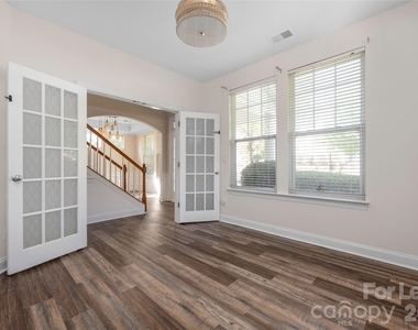 15613 Seafield Lane - Photo Thumbnail 4