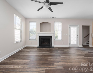 15613 Seafield Lane - Photo Thumbnail 31