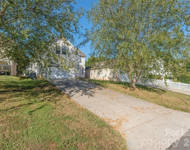 15613 Seafield Lane - Photo Thumbnail 40