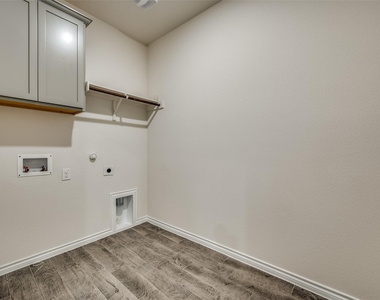 10505 Twisting Springs Drive - Photo Thumbnail 10