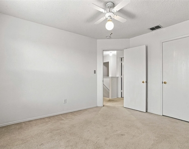 1301 Mill Crossing - Photo Thumbnail 20
