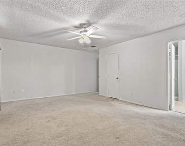 1301 Mill Crossing - Photo Thumbnail 24