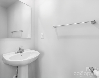 1134 Canando Street - Photo Thumbnail 16
