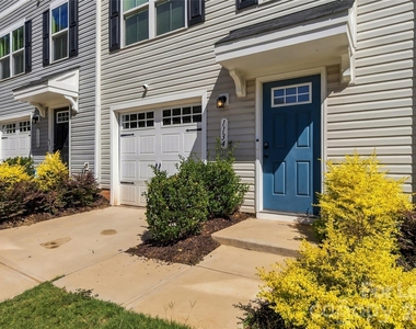 1134 Canando Street - Photo Thumbnail 1