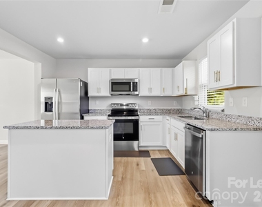 1134 Canando Street - Photo Thumbnail 9