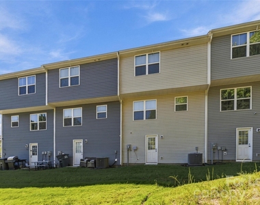 1134 Canando Street - Photo Thumbnail 29