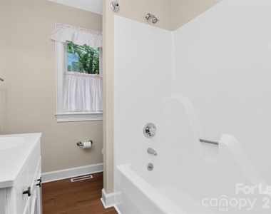 151 Seagrove Lane - Photo Thumbnail 35